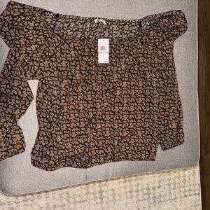 Michael Kors Women’s Black and Brown Patterned Blouse